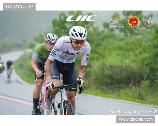 自行车选手赛后的荣耀重归